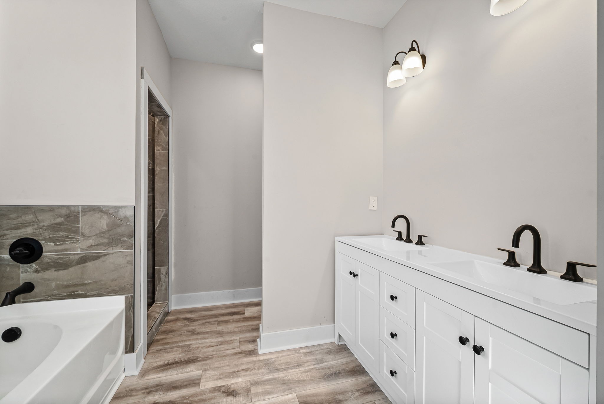 495 Ridge Top Court Clarksville, TN 37040 - Photo 18 of 31