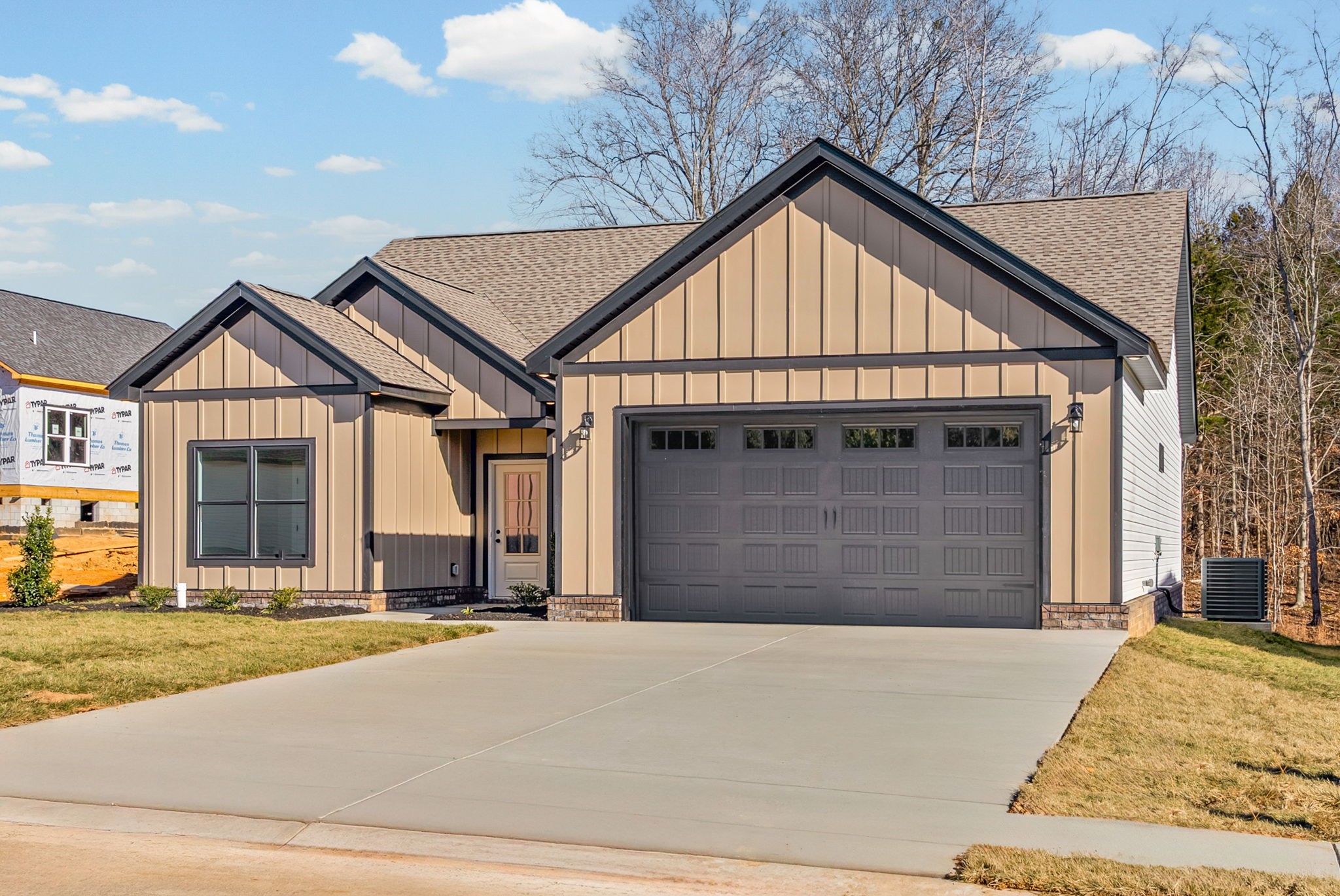 495 Ridge Top Court Clarksville, TN 37040 - Photo 2 of 31
