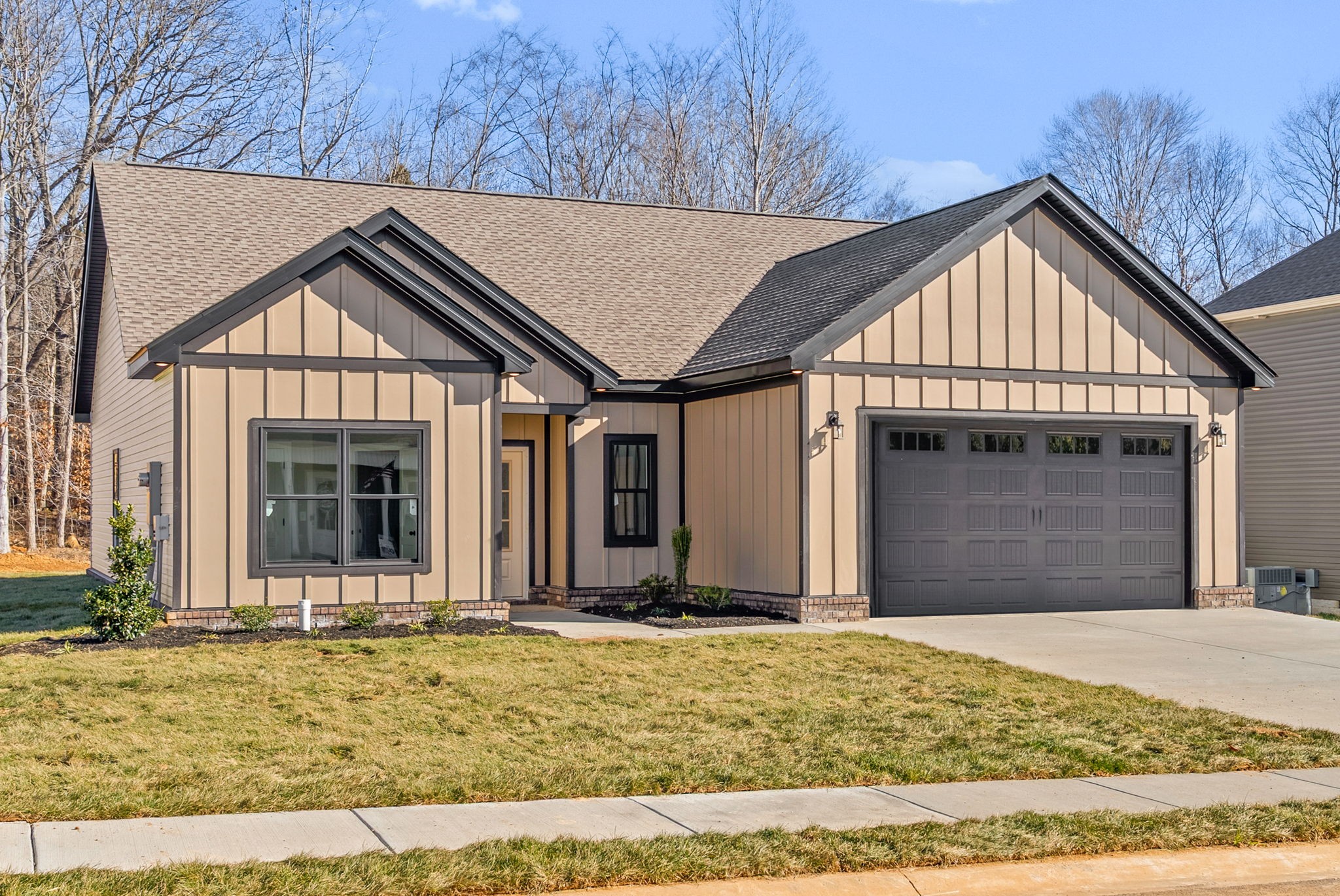 495 Ridge Top Court Clarksville, TN 37040 - Photo 3 of 31