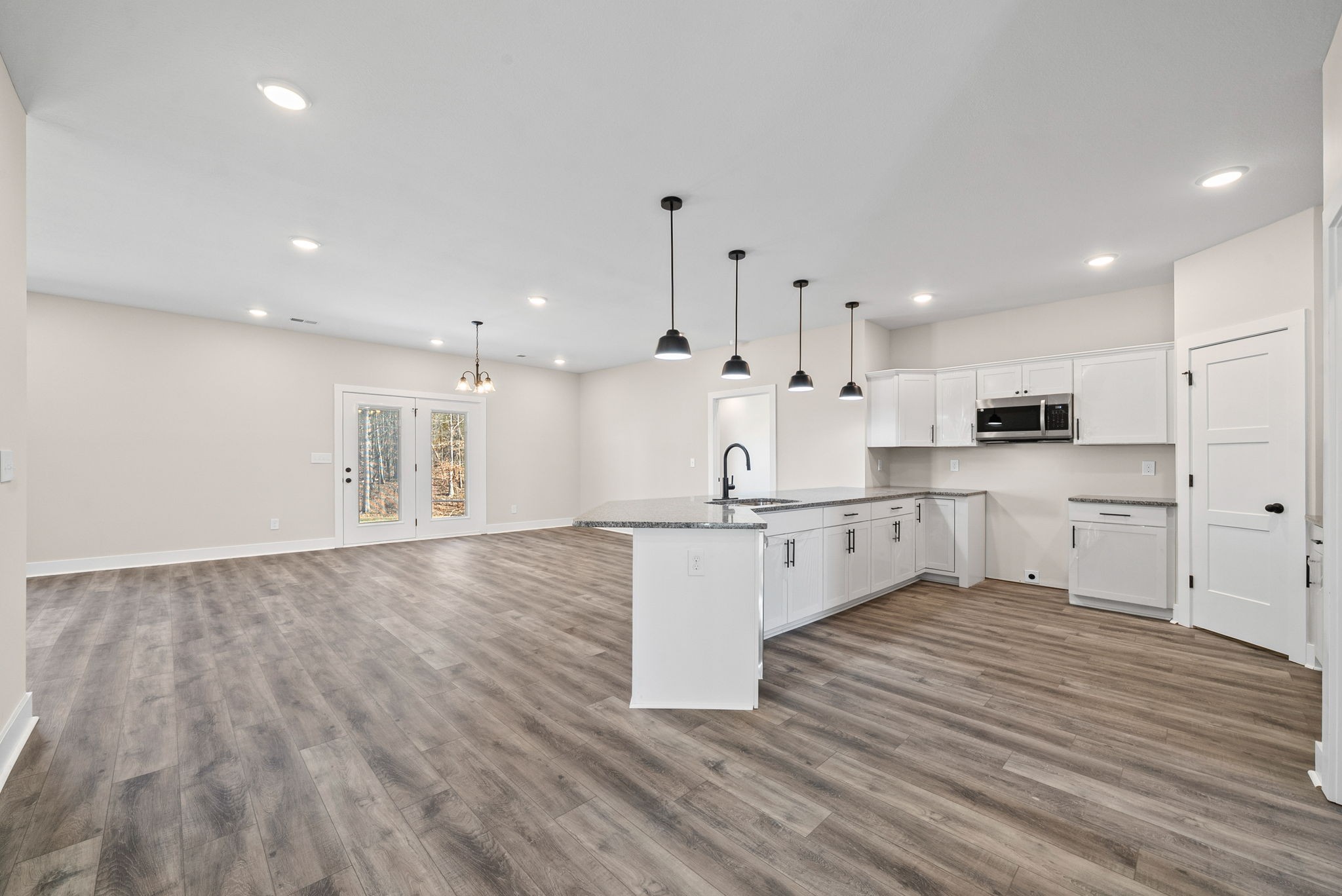 495 Ridge Top Court Clarksville, TN 37040 - Photo 10 of 31