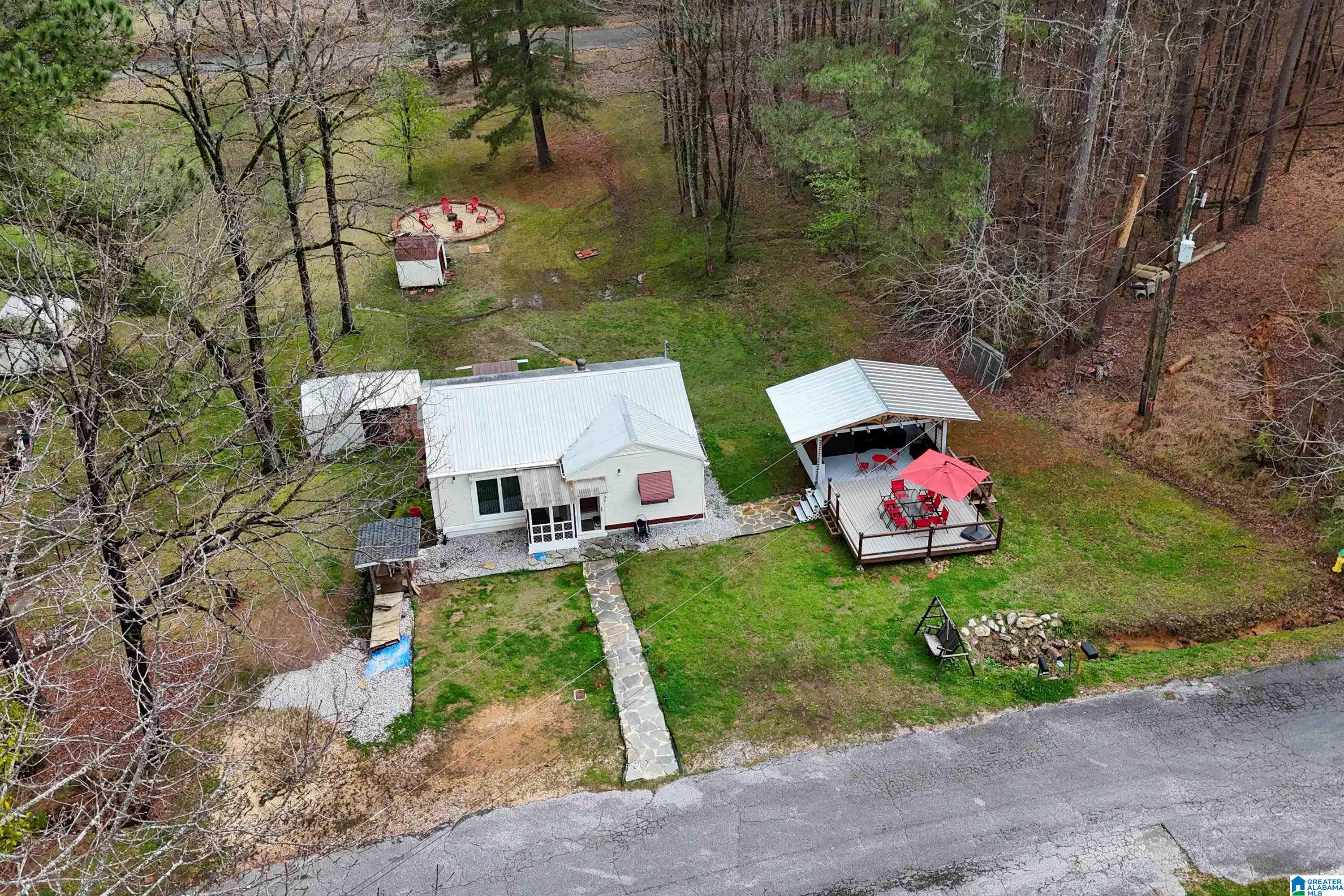 1135 Berry Street Southeast Leeds, AL 35094 - Photo 8 of 42
