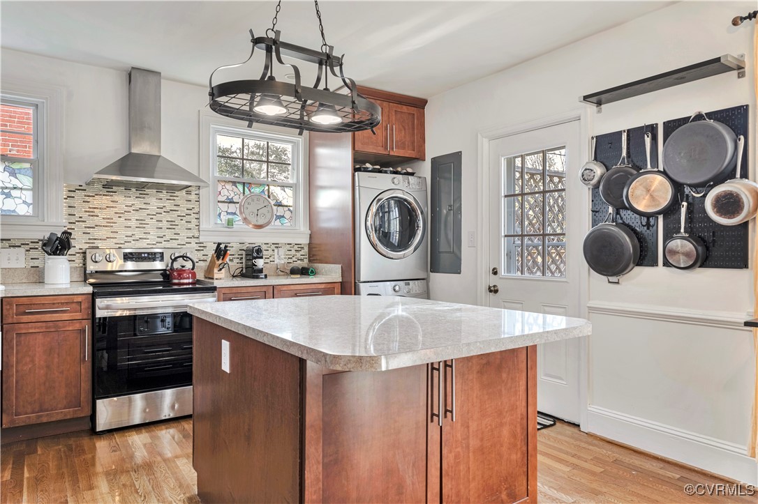 1908 Seddon Road Richmond, VA 23227 - Photo 13 of 34 Kitchen featuring wall chimney range hood, light c