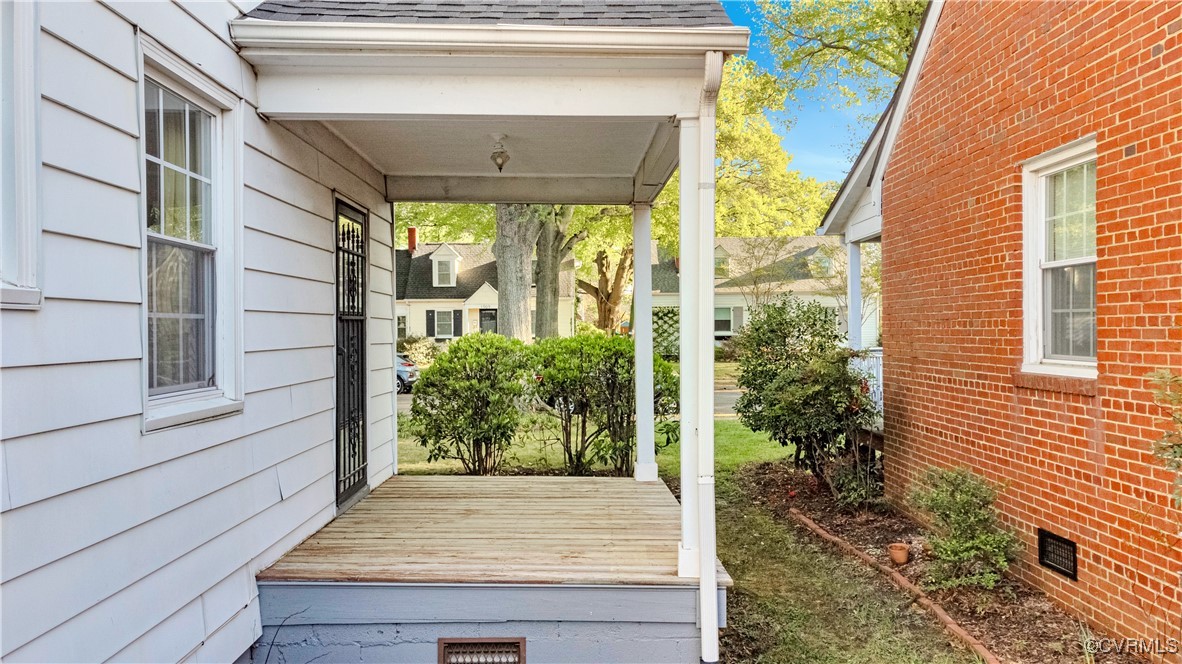 1908 Seddon Road Richmond, VA 23227 - Photo 8 of 34 covered side porch with door to living room
