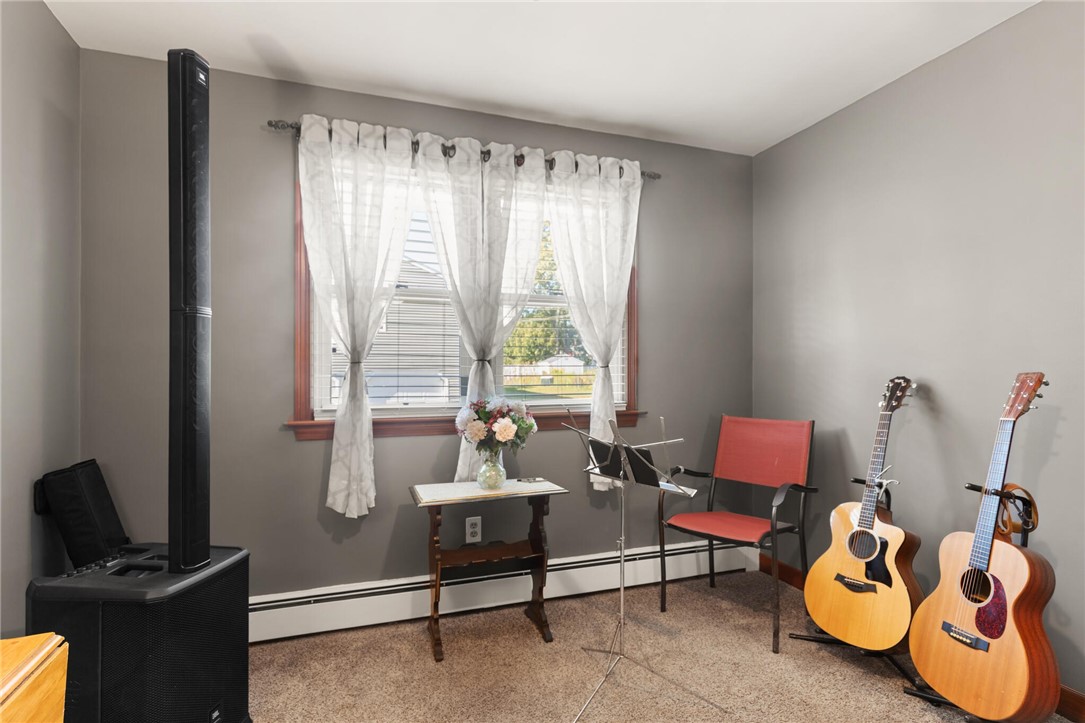 39 Vivian Street Woonsocket, RI 02895 - Photo 12 of 23