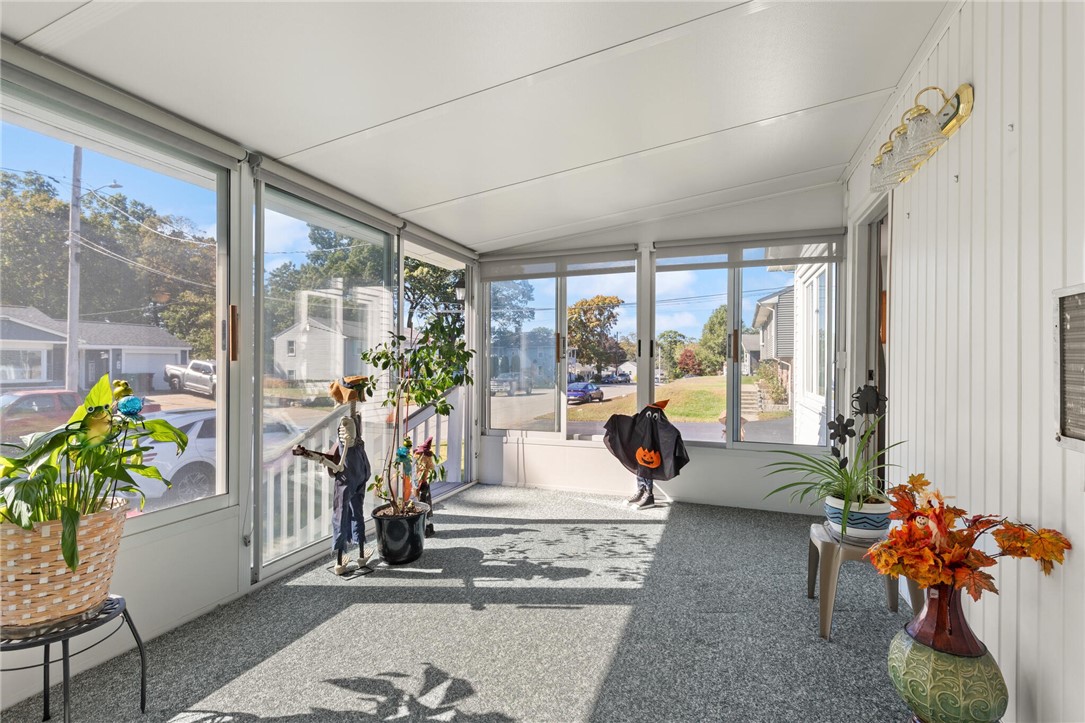 39 Vivian Street Woonsocket, RI 02895 - Photo 14 of 23