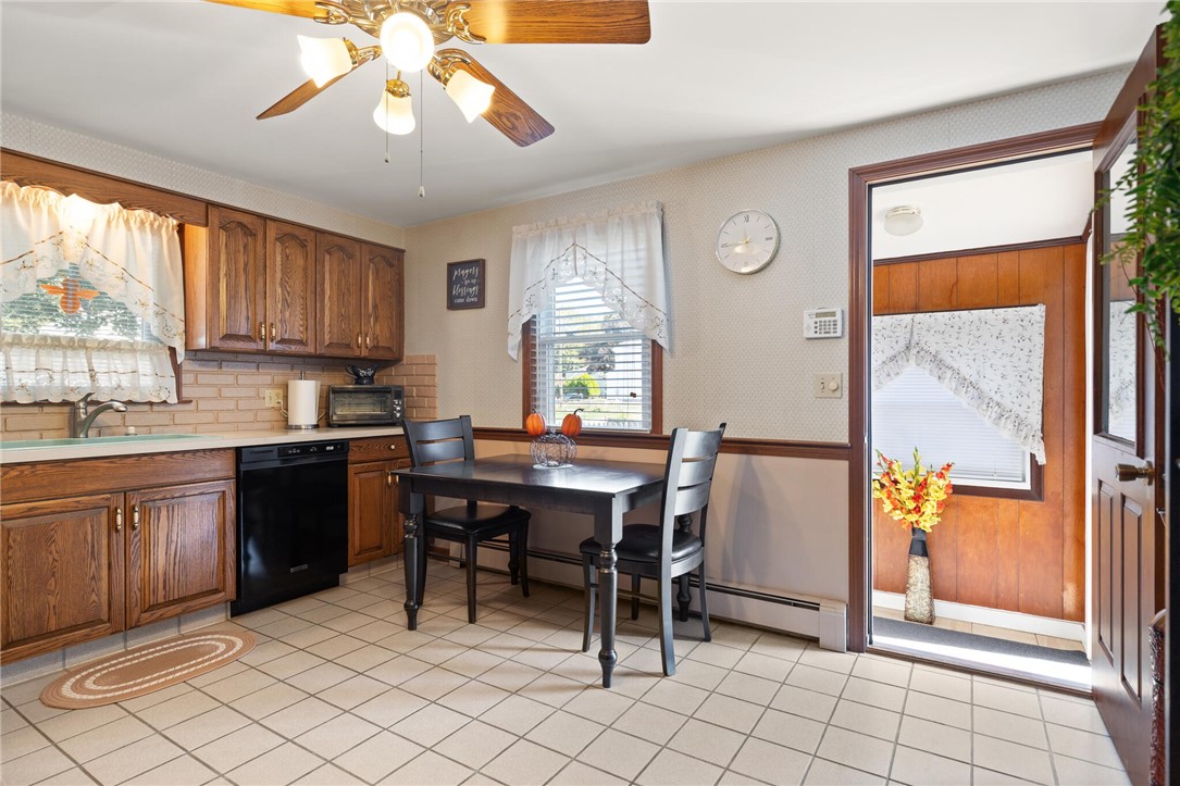 39 Vivian Street Woonsocket, RI 02895 - Photo 7 of 23