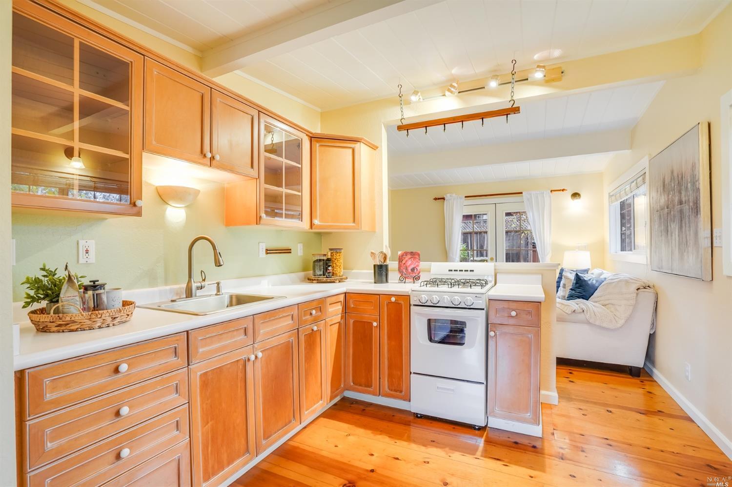 1645 Bollinger Road Sebastopol, CA 95472 - Photo 7 of 28