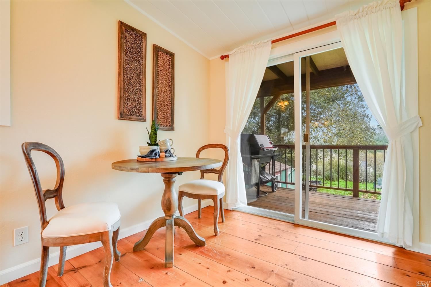 1645 Bollinger Road Sebastopol, CA 95472 - Photo 8 of 28