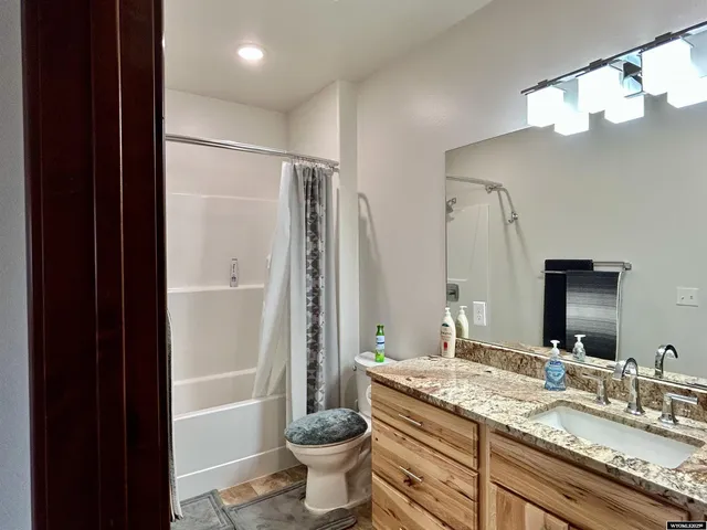 $1,200,000 | 207 Eagle Drive, Greybull, WY 82426