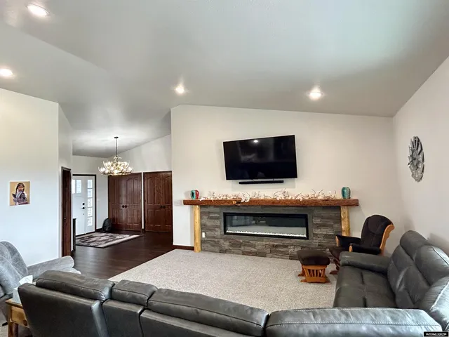 $1,200,000 | 207 Eagle Drive, Greybull, WY 82426