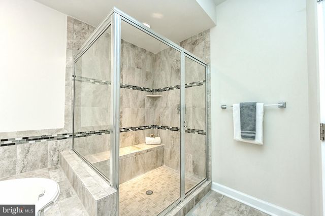 $841,000 | 43361 Stadium Terrace, Ashburn, VA 20148