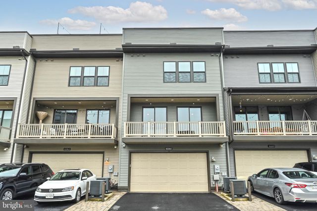 $841,000 | 43361 Stadium Terrace, Ashburn, VA 20148