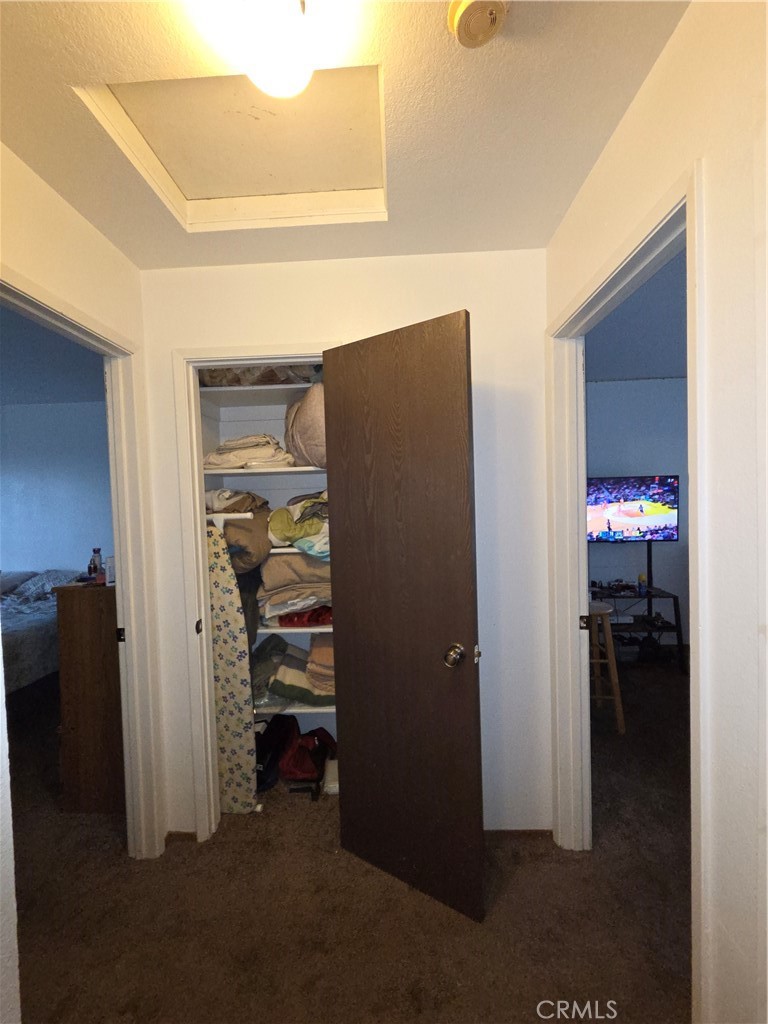 573 North Street Corning, CA 96021 - Photo 14 of 29 UPSTAIRS STORAGE CLOSET