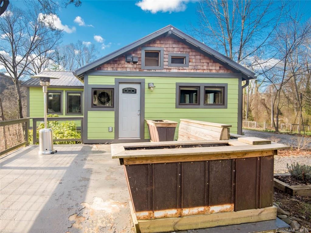 51 Gash Farm Road Asheville, NC 28805 - Photo 2 of 30 Gallery Image 2