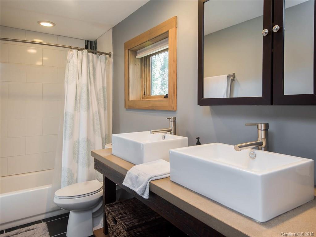 51 Gash Farm Road Asheville, NC 28805 - Photo 20 of 30 Gallery Image 20