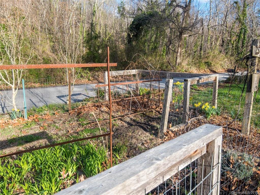 51 Gash Farm Road Asheville, NC 28805 - Photo 30 of 30 Gallery Image 30
