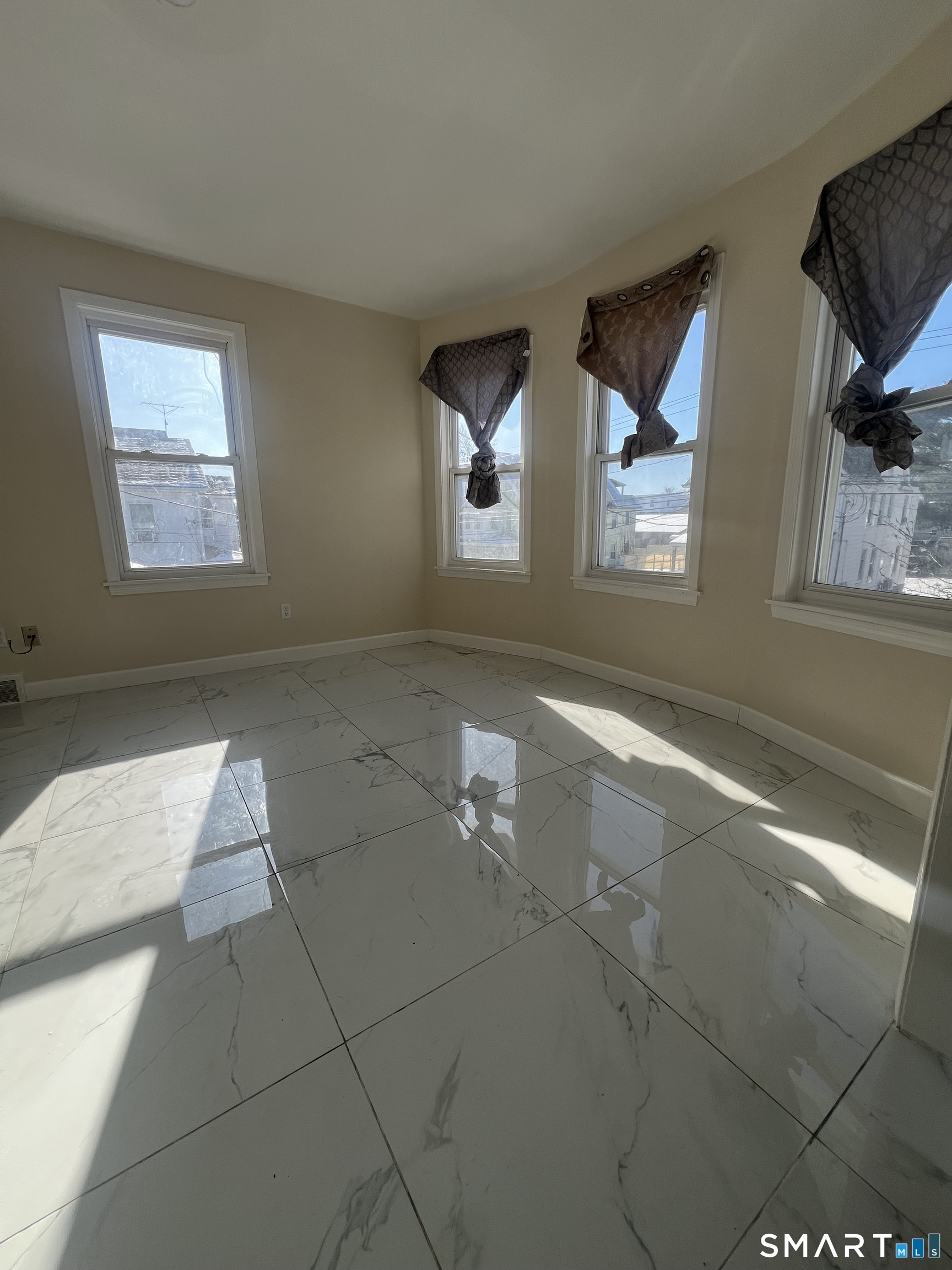 352 Wilmot Avenue, Unit 2 Bridgeport, CT 06607 - Photo 1 of 10