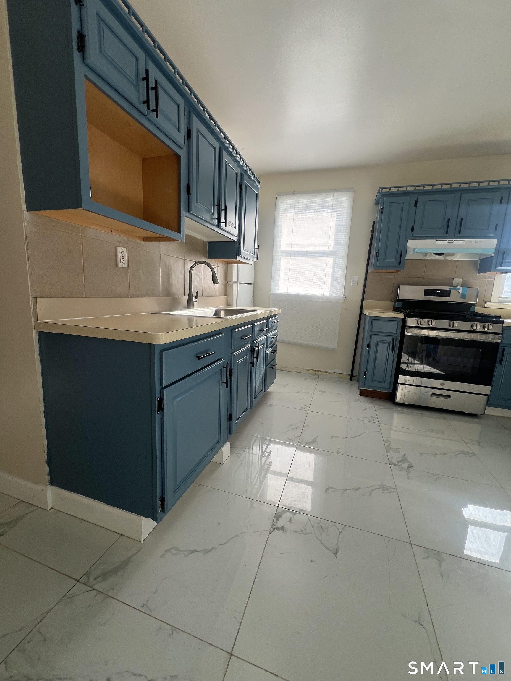 352 Wilmot Avenue, Unit 2 Bridgeport, CT 06607 - Photo 8 of 10