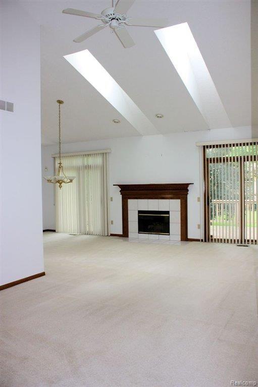 1139 Bluebird Drive, Unit 49 Rochester, MI 48307 - Photo 7 of 17 Great Room.jpg