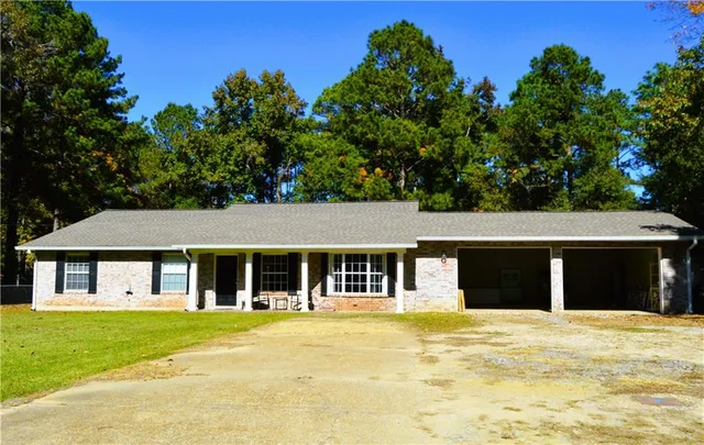 $264,900 | 134 Carl Circle, Pineville, LA 71360