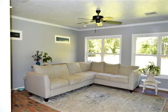 $264,900 | 134 Carl Circle, Pineville, LA 71360