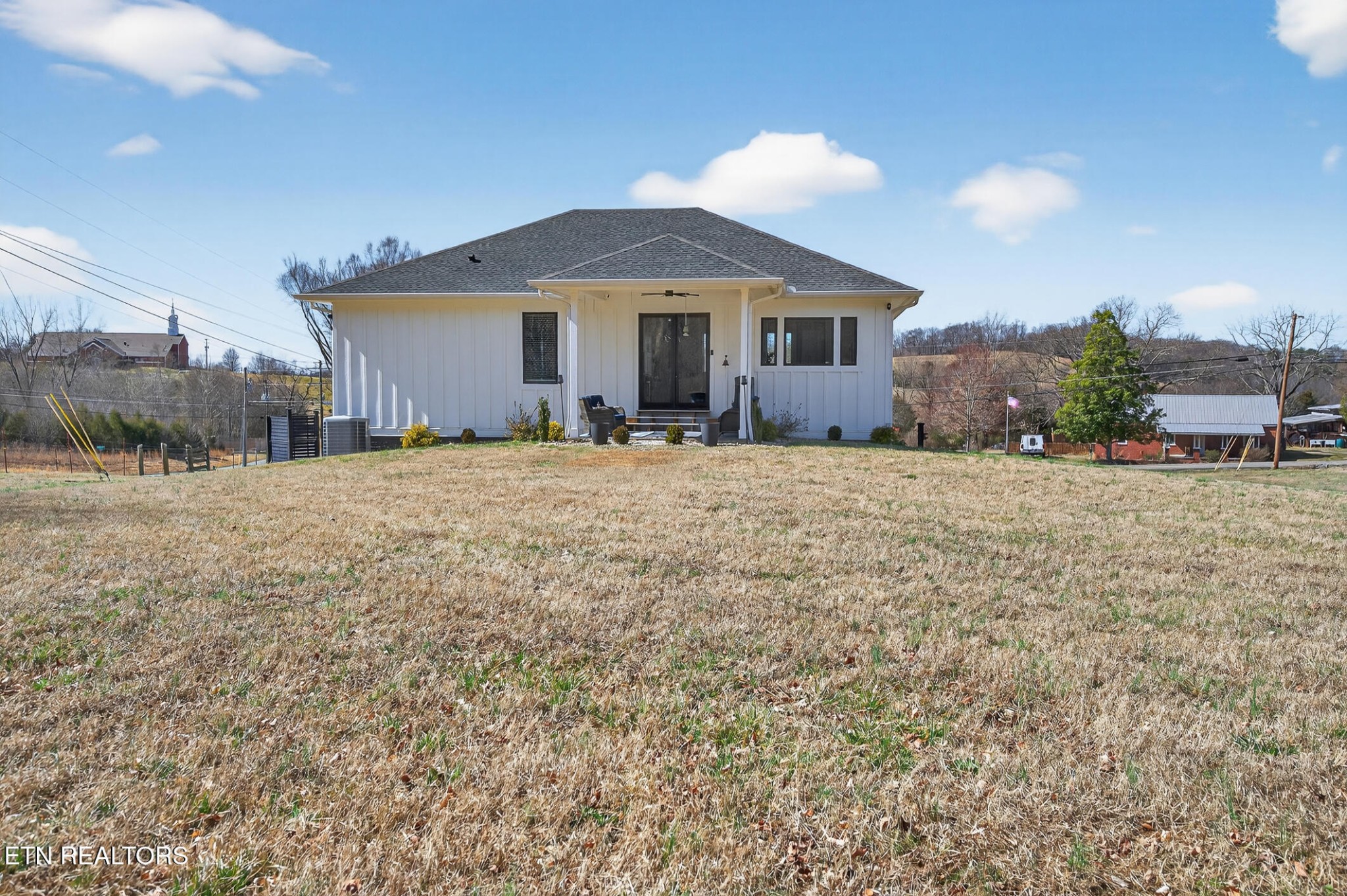 6161 Hiawatha Road Morristown, TN 37814 - Photo 44 of 48 a front view of a house with a yard and garage