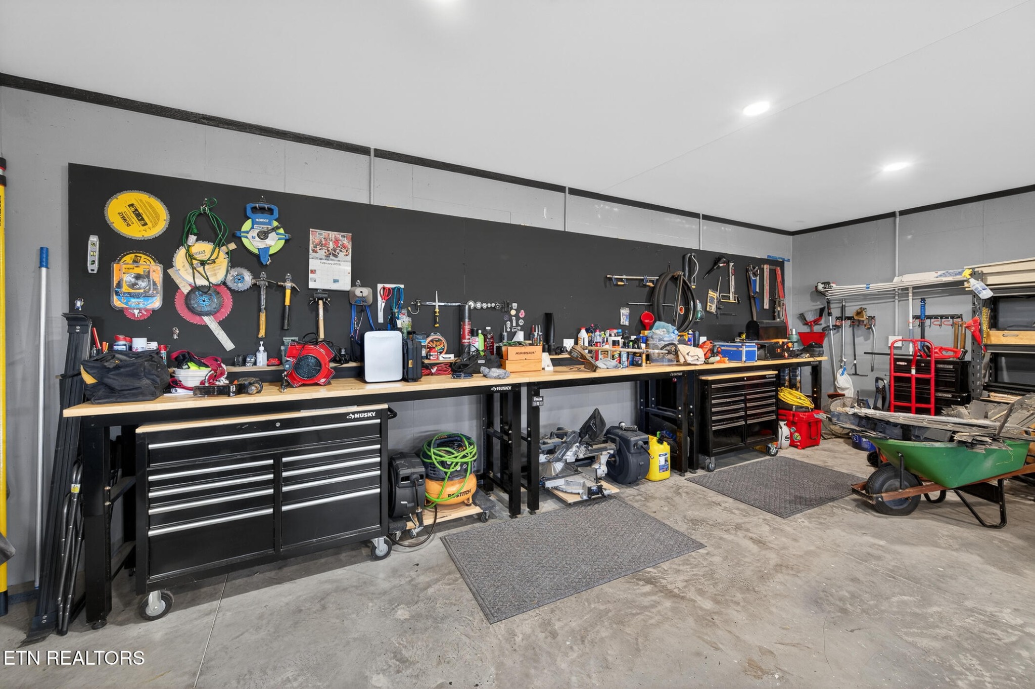 6161 Hiawatha Road Morristown, TN 37814 - Photo 6 of 48 a view of storage and utility room