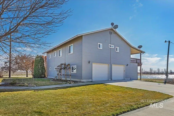 $1,995,000 | 21600 Look Lane, Caldwell, ID 83607