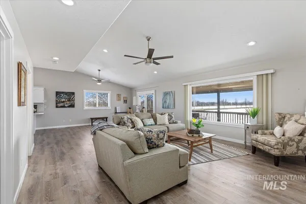 $1,995,000 | 21600 Look Lane, Caldwell, ID 83607