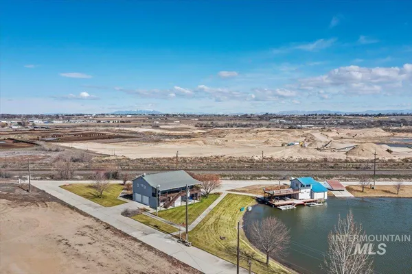 $1,995,000 | 21600 Look Lane, Caldwell, ID 83607
