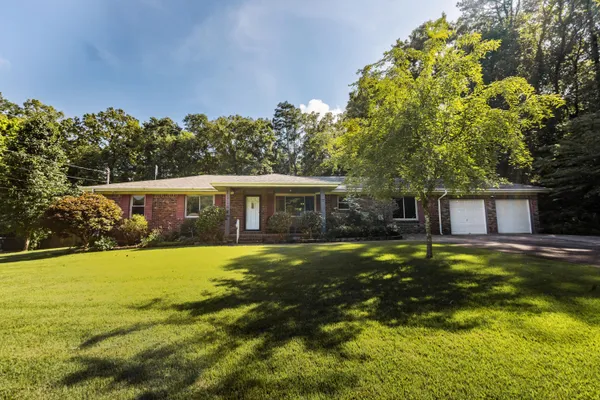 $339,900 | 1114 Central Drive, Hixson, TN 37343