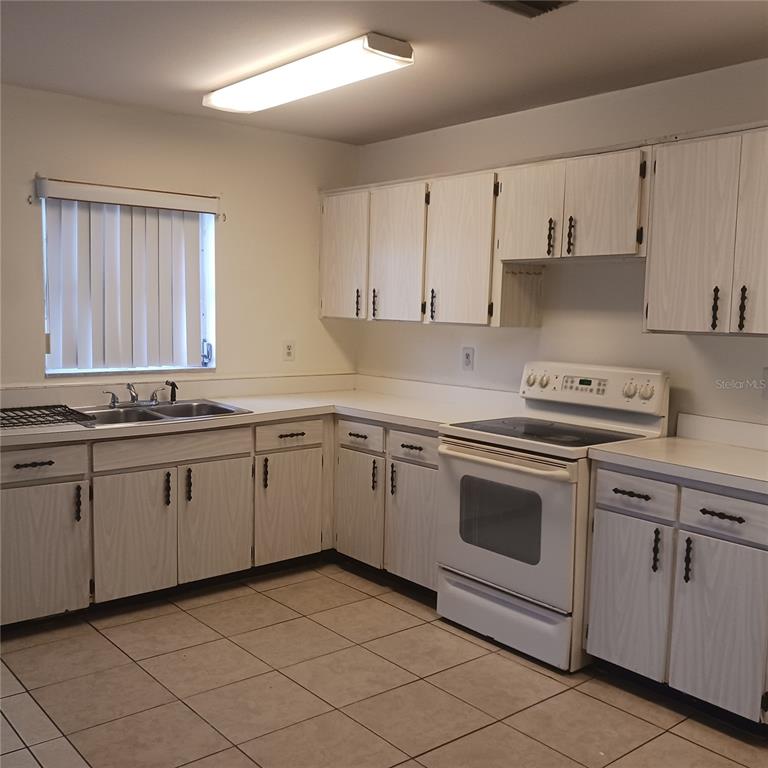 3781 Southwest 147th Street Ocala, FL 34473 - Photo 6 of 12