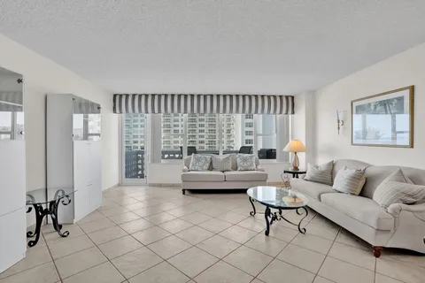 $475,000 | 4010 Galt Ocean Drive, Unit 310, Fort Lauderdale, FL 33308