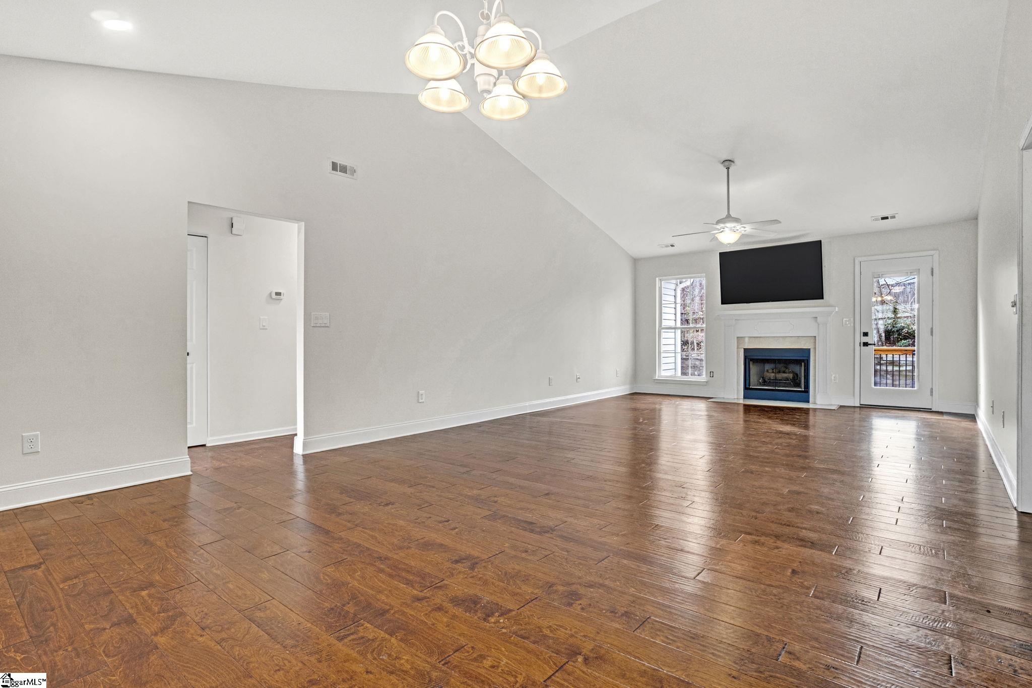 203 North Sandy Brook Way Simpsonville, SC 29680 - Photo 6 of 41