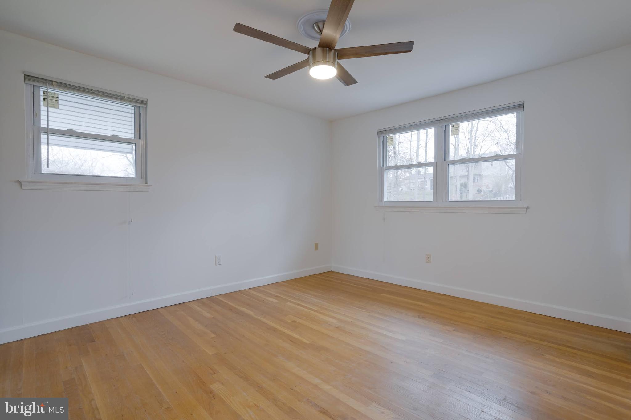 8122 Truro Court Springfield, VA 22152 - Photo 23 of 34