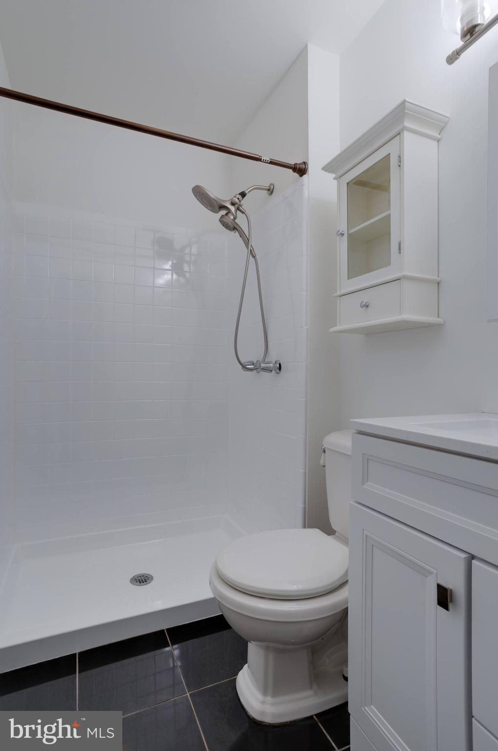 8122 Truro Court Springfield, VA 22152 - Photo 24 of 34