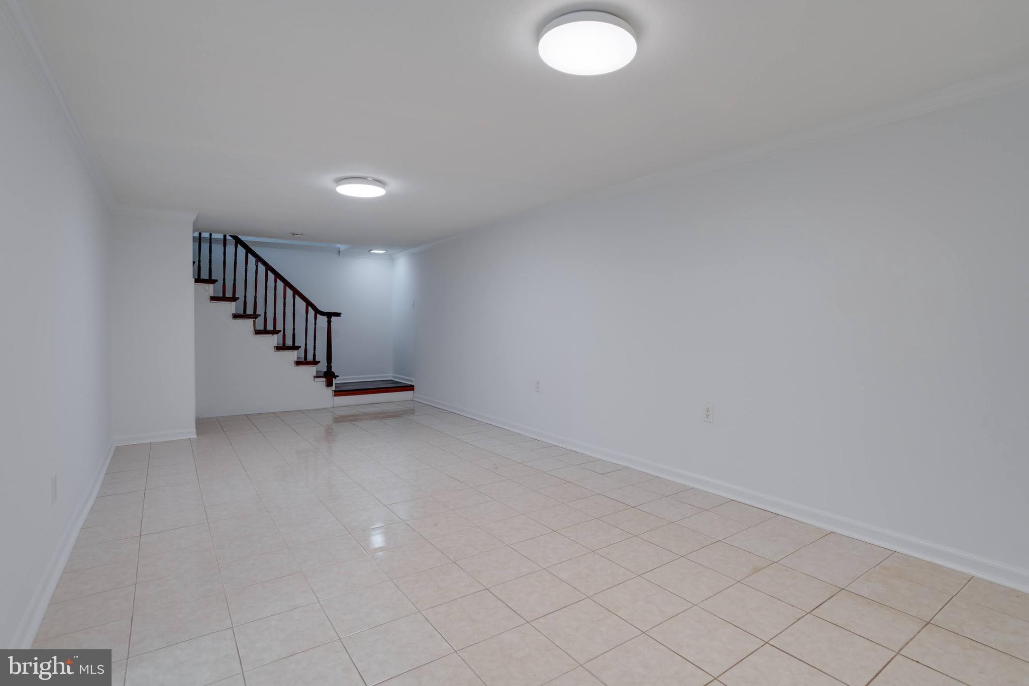 8122 Truro Court Springfield, VA 22152 - Photo 26 of 34