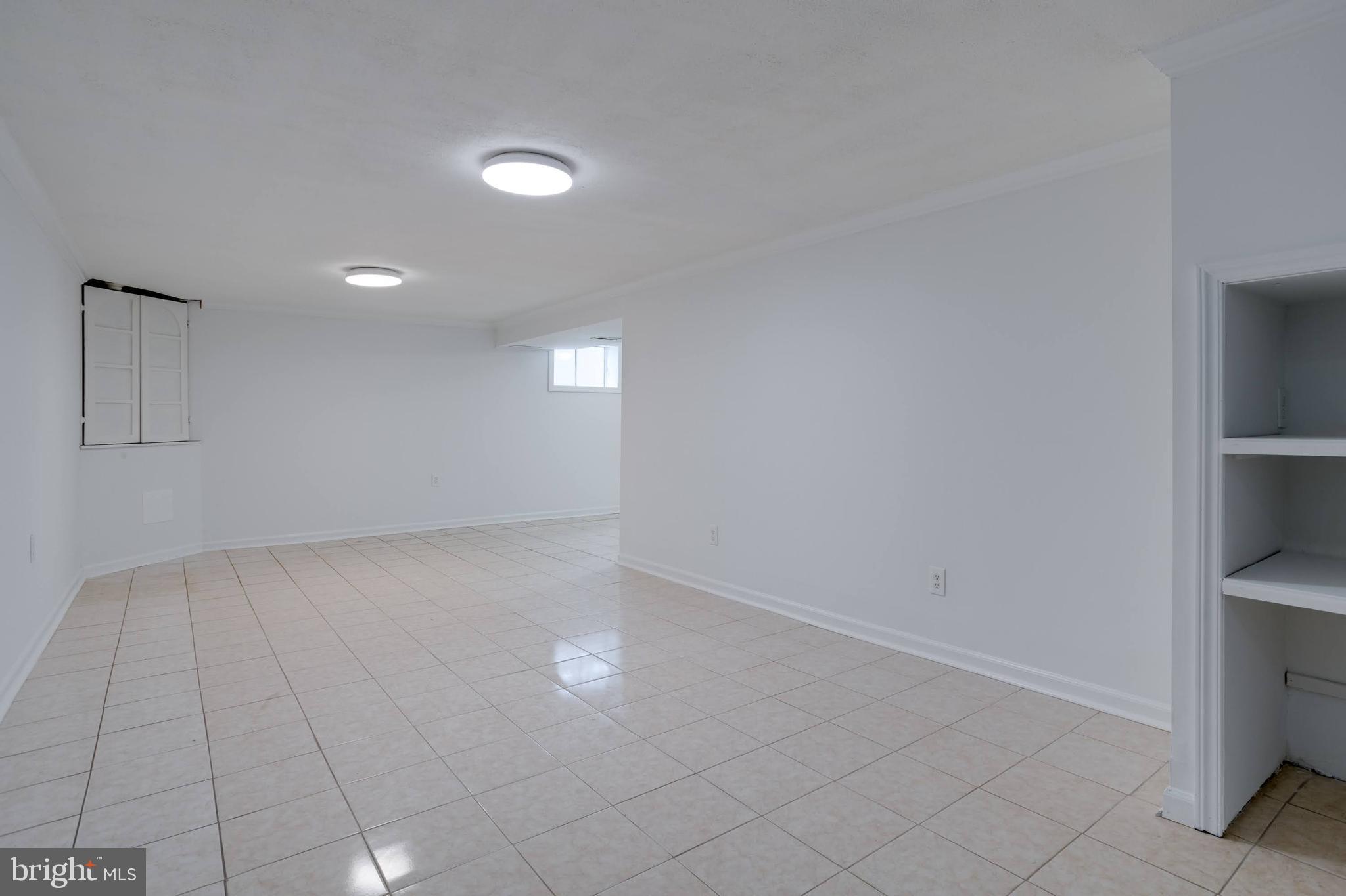 8122 Truro Court Springfield, VA 22152 - Photo 27 of 34