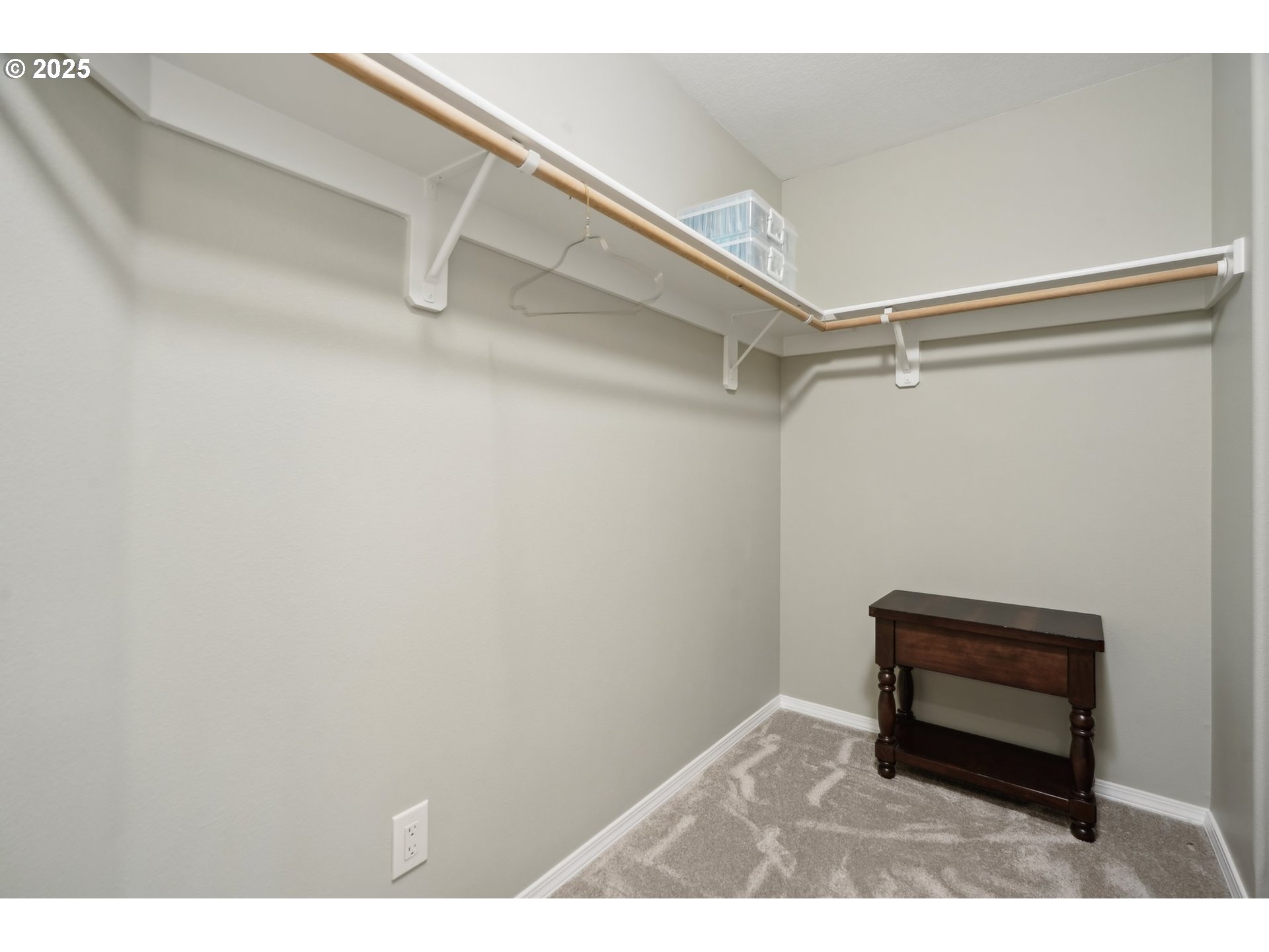 4709 Southeast Antelope Hills Gresham, OR 97080 - Photo 30 of 48 a utility room with dryer and washer