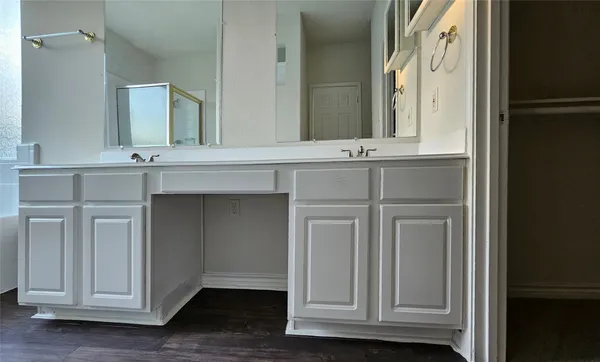 $2,600 | 2202 Cherry Hill Court, Richmond, TX 77469