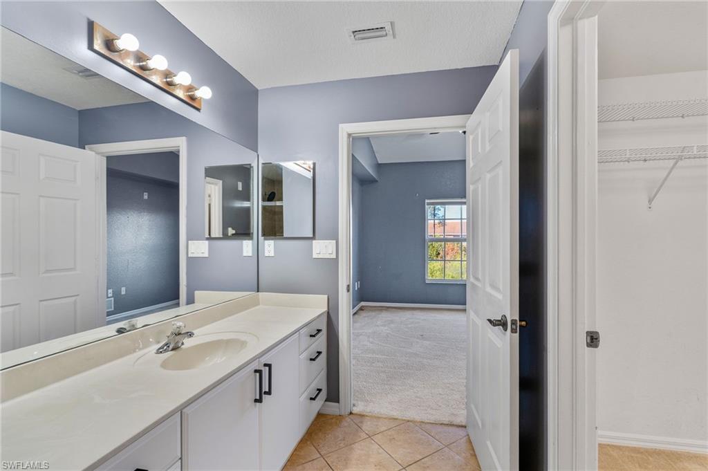4530 Botanical Pl Circle, Unit 406 Naples, FL 34112 - Photo 10 of 25