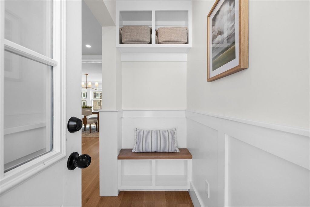26 Holman Road Newton, MA 02466 - Photo 13 of 33