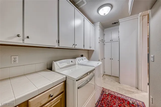 $2,600 | 65 Luce Del Sole, Unit 1, Henderson, NV 89011