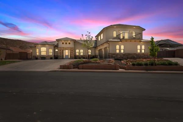 $1,100,000 | 2927 Majestic Ct Drive, Washington, UT 84780
