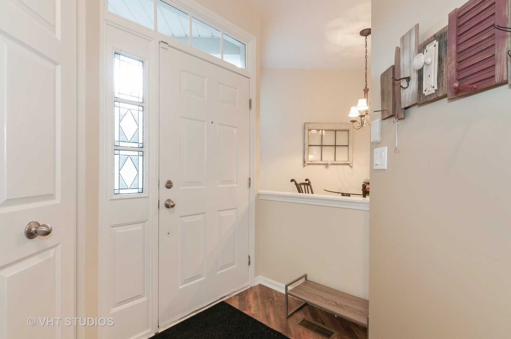 136 Lake Ridge Drive Glendale Heights, IL 60139 - Photo 3 of 21