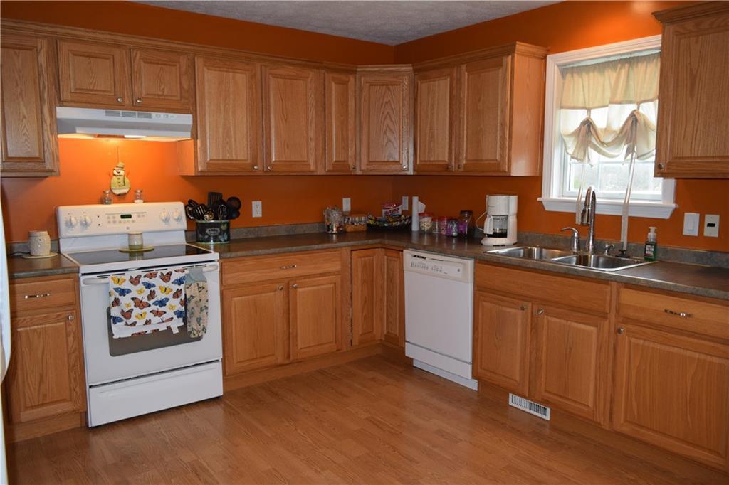 5740 Fast Road Celina, OH 45822 - Photo 11 of 35