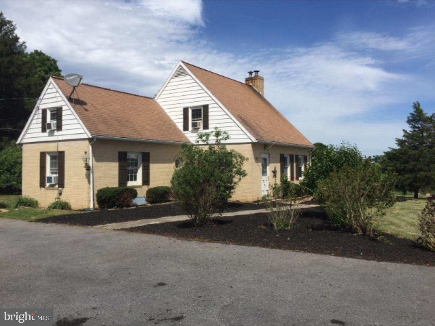 43 Parkside Inn Road Bernville, PA 19506 - Photo 1 of 17 Exterior Side