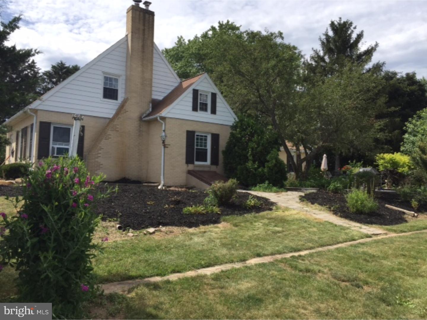 43 Parkside Inn Road Bernville, PA 19506 - Photo 2 of 17 Exterior Side
