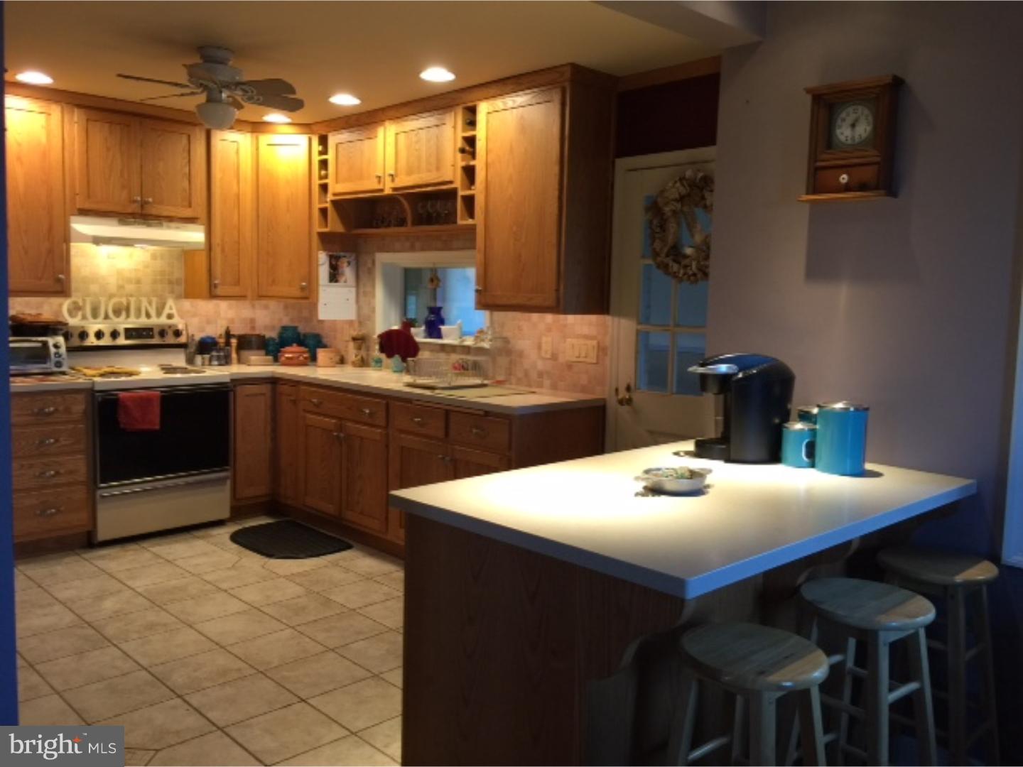 43 Parkside Inn Road Bernville, PA 19506 - Photo 5 of 17 Kitchen