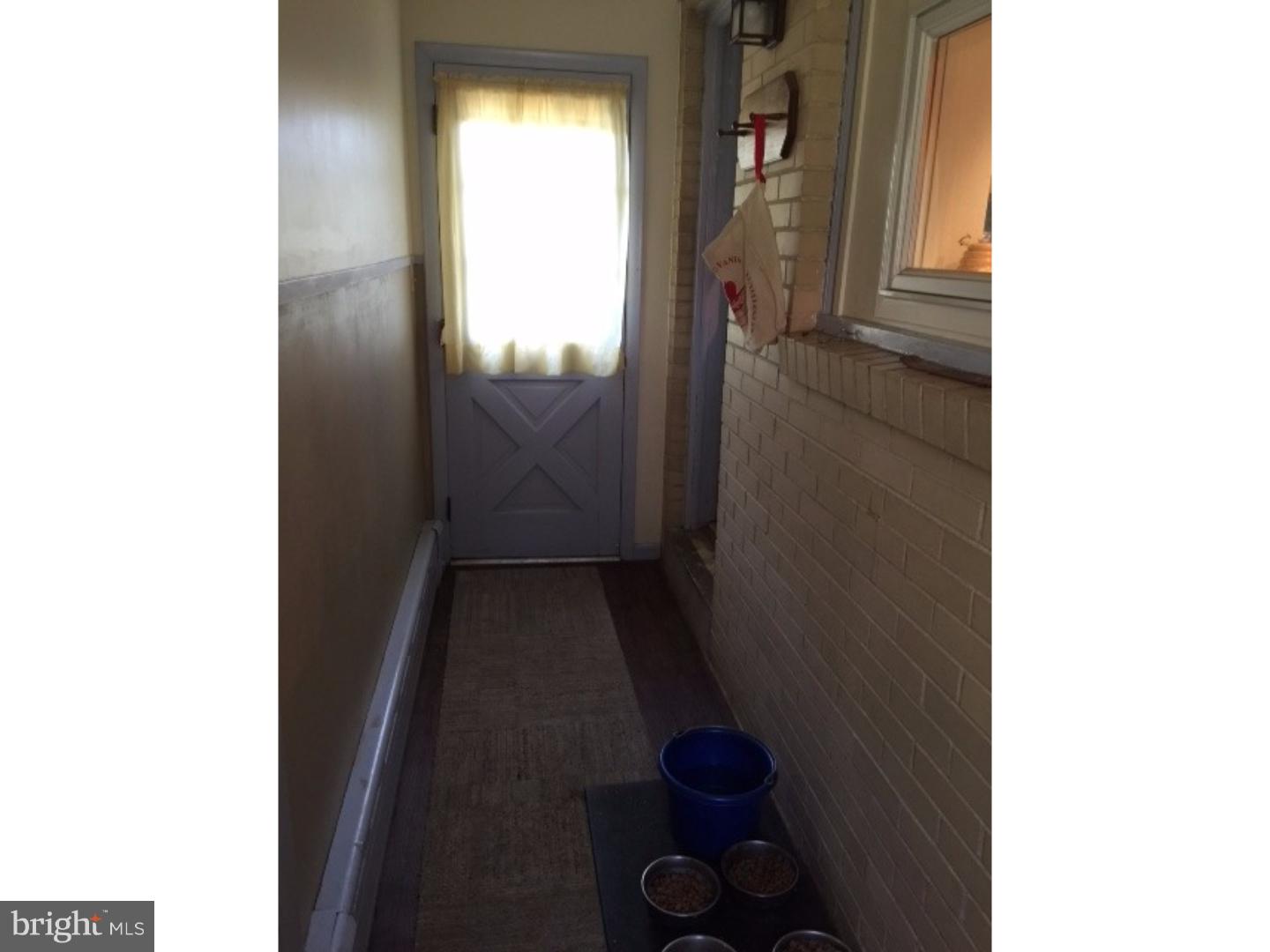 43 Parkside Inn Road Bernville, PA 19506 - Photo 9 of 17 Hallway